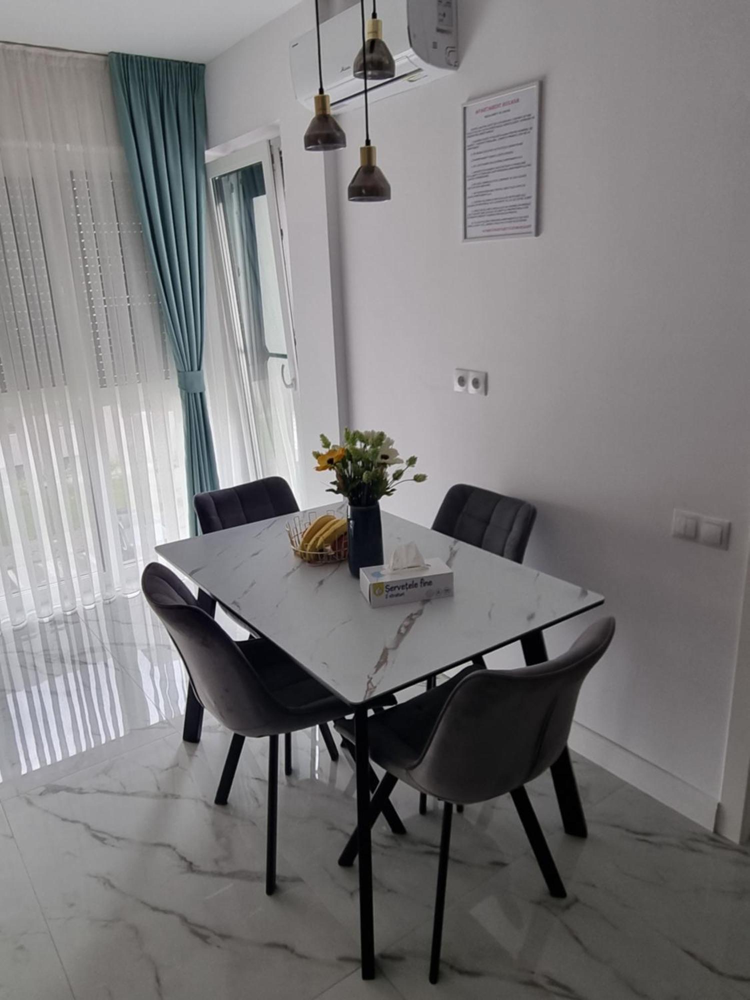 Roxana Residence Oradea Exterior foto